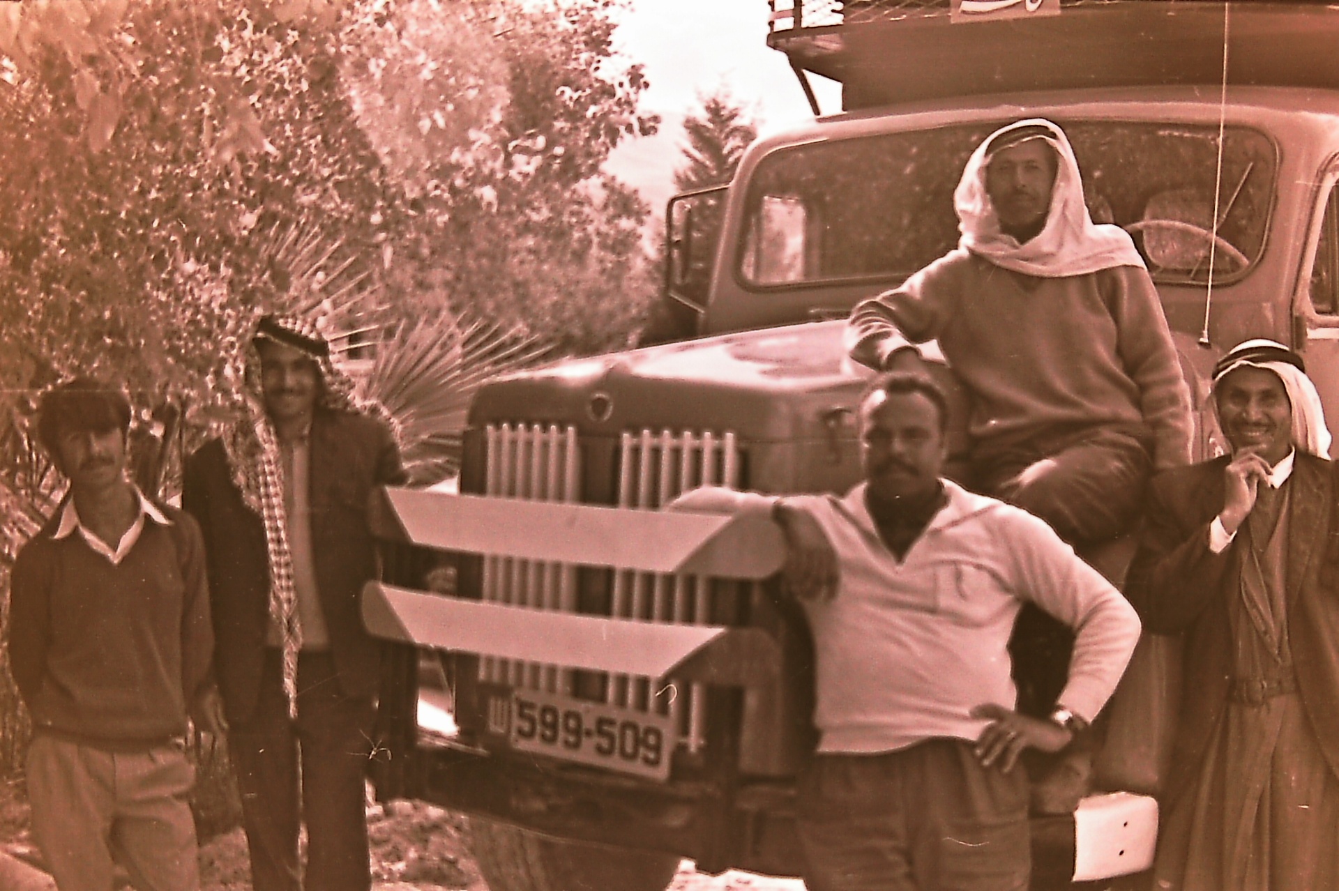 Truck 599-509 with Saad Al-Nimer and farmers from the area.